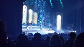 Pentatonix  Carol of the Bells LIVE  Rosemont Theatre IL 12192019 CHRISTMAS TOUR [upl. by Adiela]