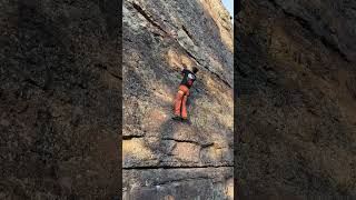 宁静，壁虎漫步，510b，百丈岩，新昌 Climbing in China Xinchang [upl. by Airom]