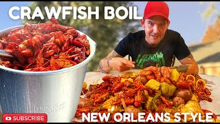 How to Boil Crawfish  New Orleans Style  Spicy Potatoes Sausage Corn amp Mushrooms [upl. by Nitsuj21]