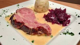 Saftiger Kassler Schweinenacken Braten aus dem Ofen [upl. by Alaik]